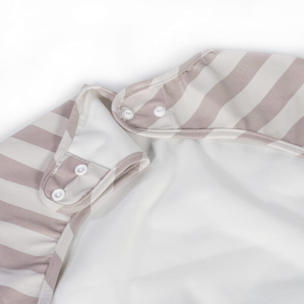Babero con Mangas Sintra Beige Walking Mum - Imagen 3