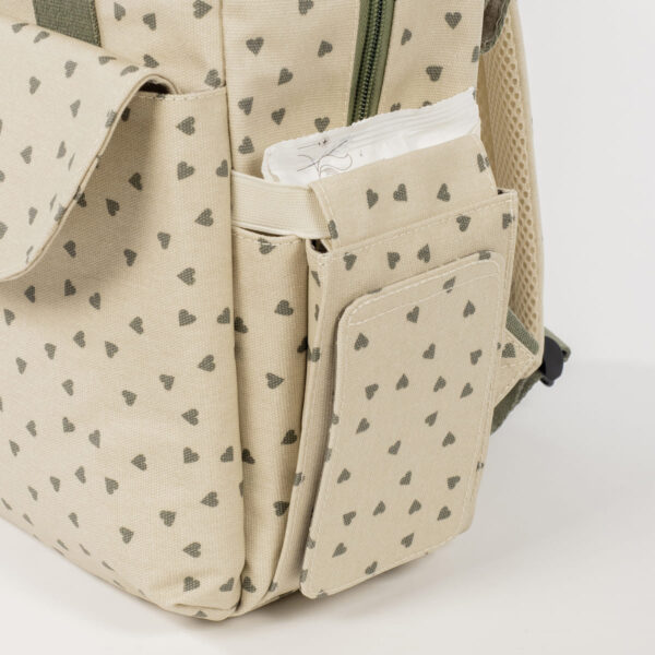 Mochila Corazones Poppy Musgo Walking Mum - Imagen 6