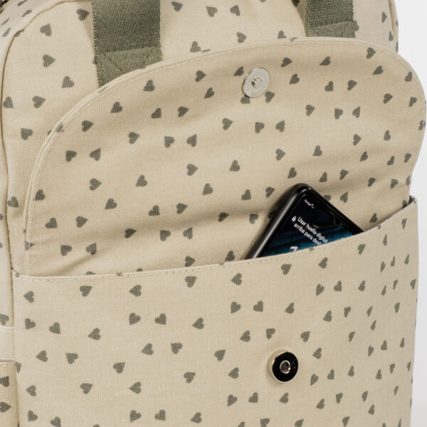 Mochila Corazones Poppy Musgo Walking Mum - Imagen 9