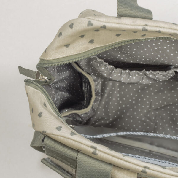 Mochila Corazones Poppy Musgo Walking Mum - Imagen 12