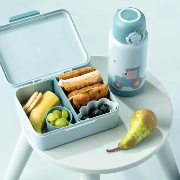 Caja de Almuerzo con Separador Tiny Farm Azul Done by Deer - Imagen 4