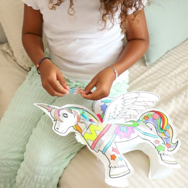 Unicornio: 1 inflable gigante + pegatinas brillantes - Imagen 3