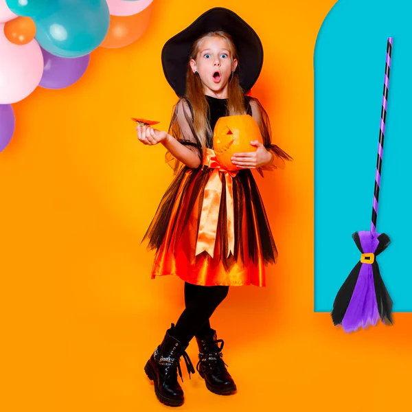 Escoba Bruja Halloween Morado - Imagen 3