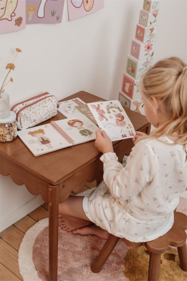 Libro Viste a Rosa Fairy Garden Little Dutch - Imagen 2