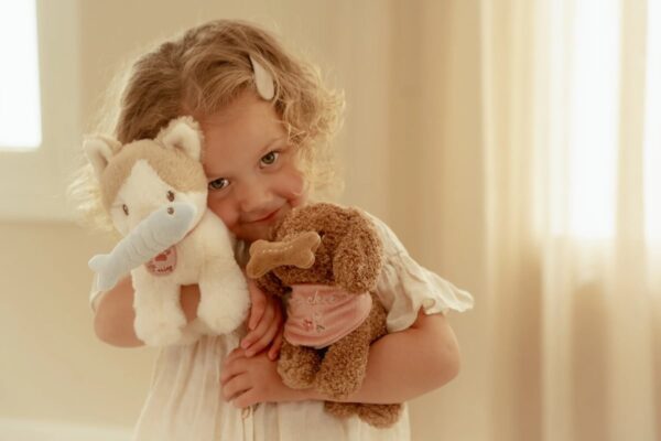 Perrito Peluche Jackie con bolsa Little Dutch - Imagen 11