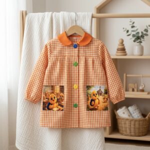 Baby Infantil con cuello y dos bolsillos Pollito